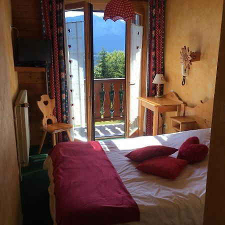 Hotel Les Skieurs Bellevaux Екстериор снимка
