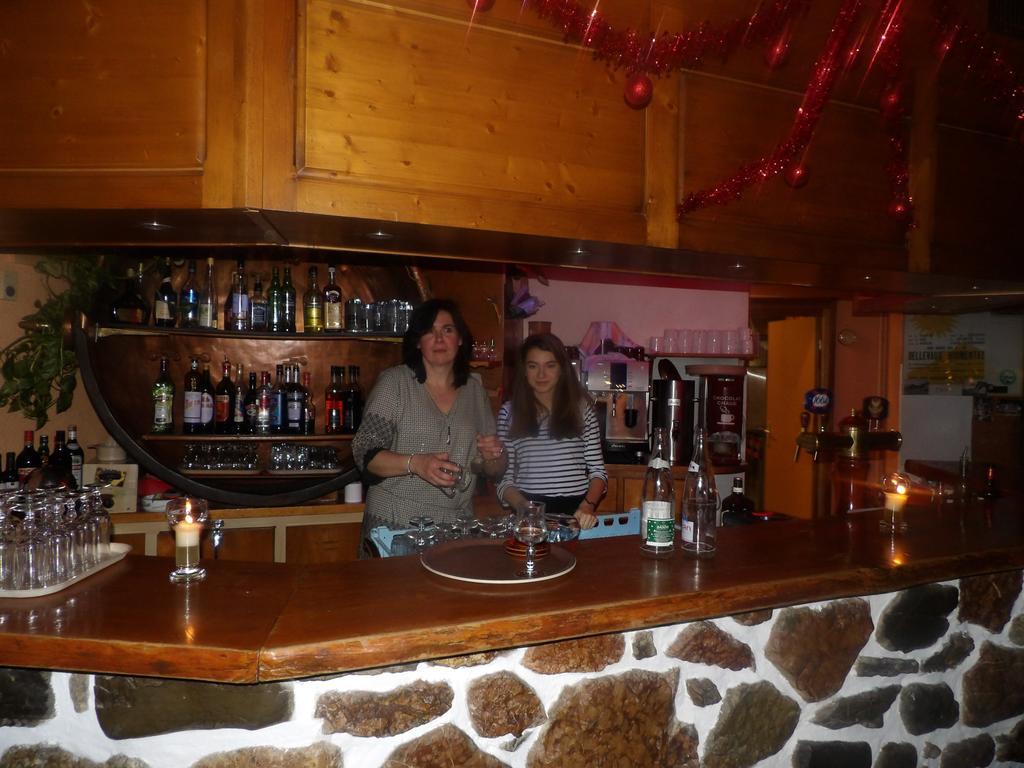 Hotel Les Skieurs Bellevaux Екстериор снимка