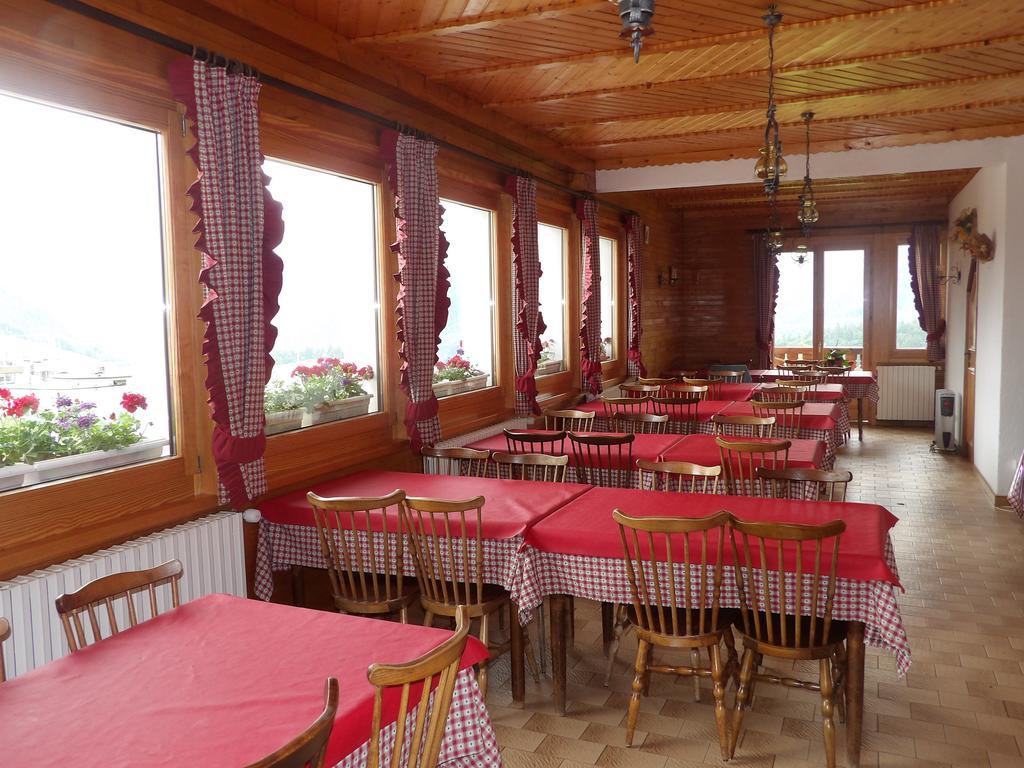 Hotel Les Skieurs Bellevaux Екстериор снимка